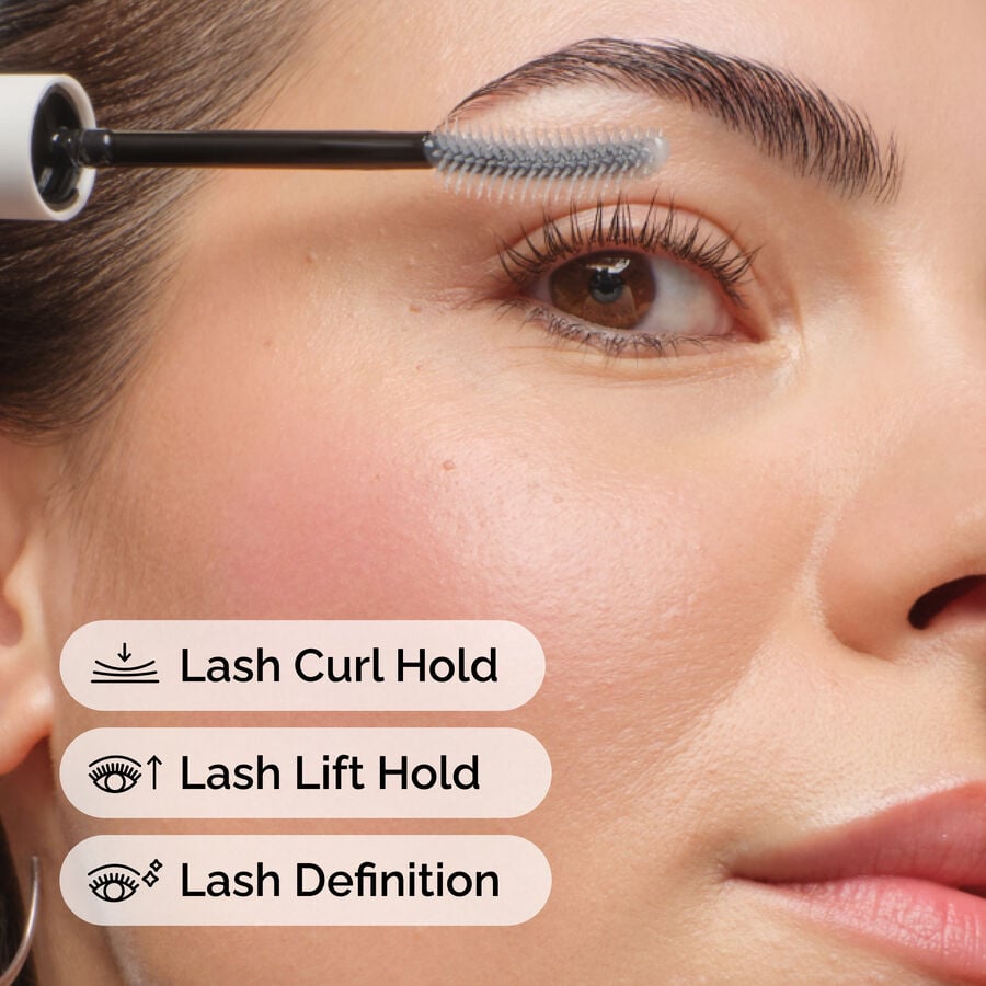 ord-lash-curl-finisher-model-application-with-benefits.jpg